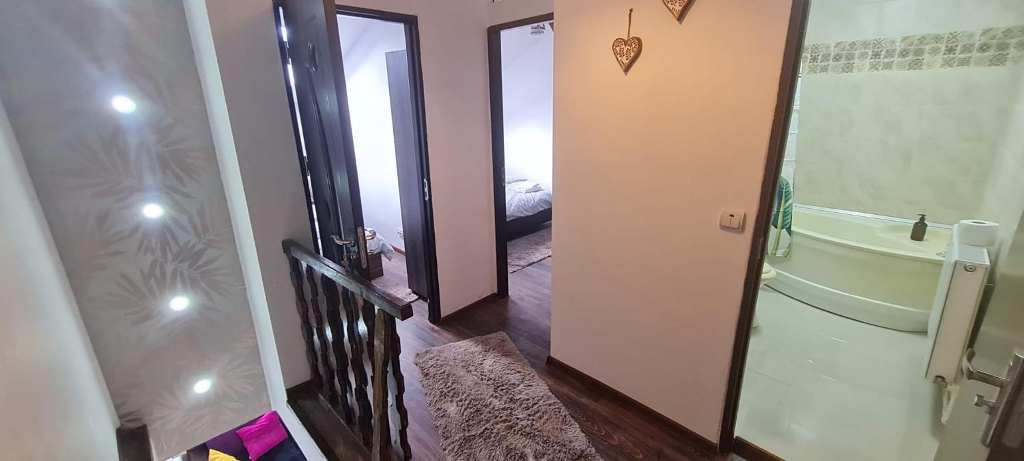 Cosy 2 Bedroom Apartment In New Town براشوف المظهر الخارجي الصورة